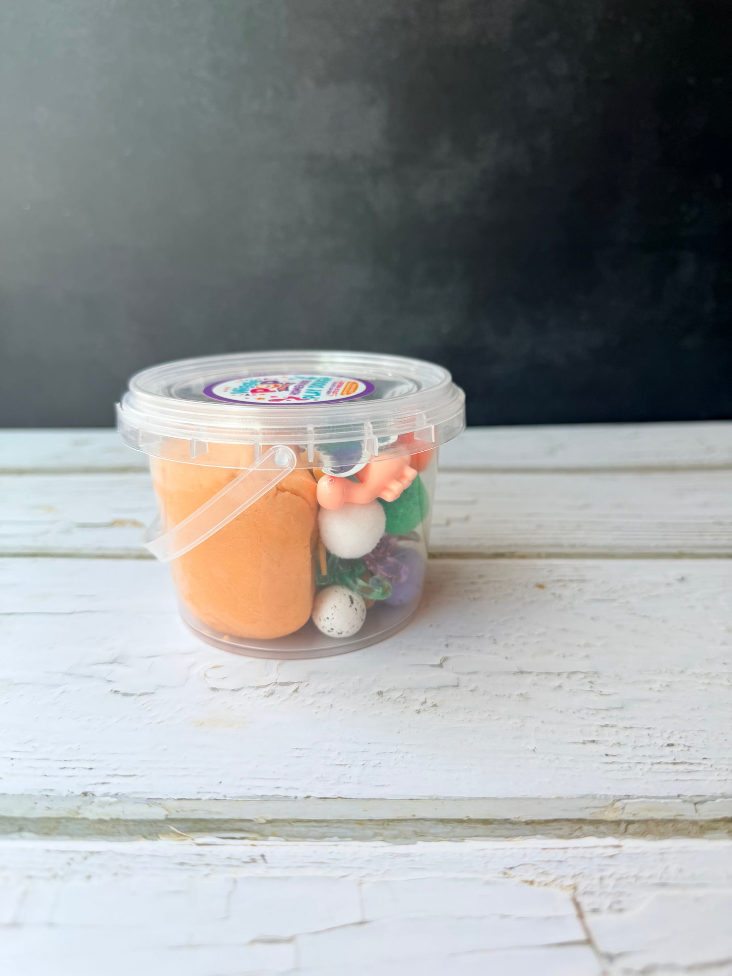 Take and Play Dino Play Dough Bucket 