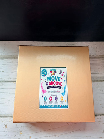Move & Groove Play Box