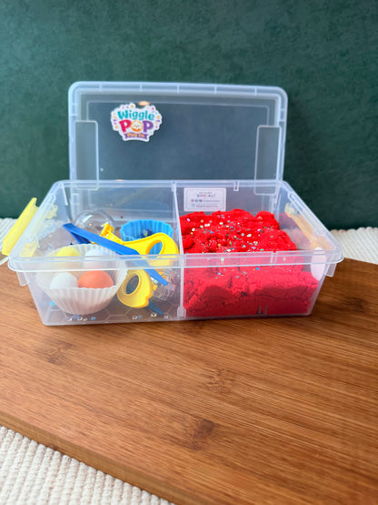Travel sensory bin with lid. Kinetic sand sensory bin with lid
