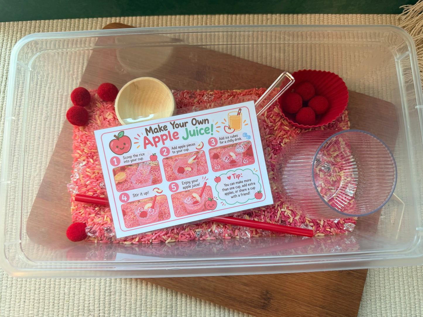 Apple Themed Sensory Bin | Fall sensory bin for kids