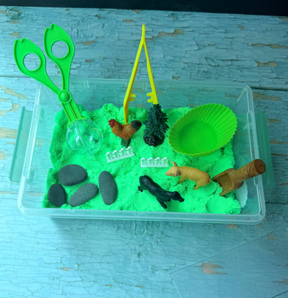 Day on the Farm Grab and Play Sensory Kit