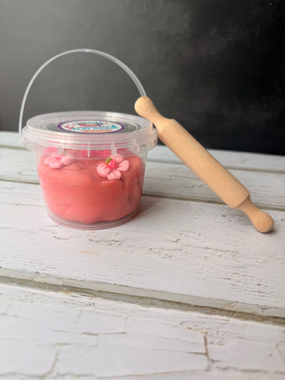 Play Dough Bucket (pick your color)