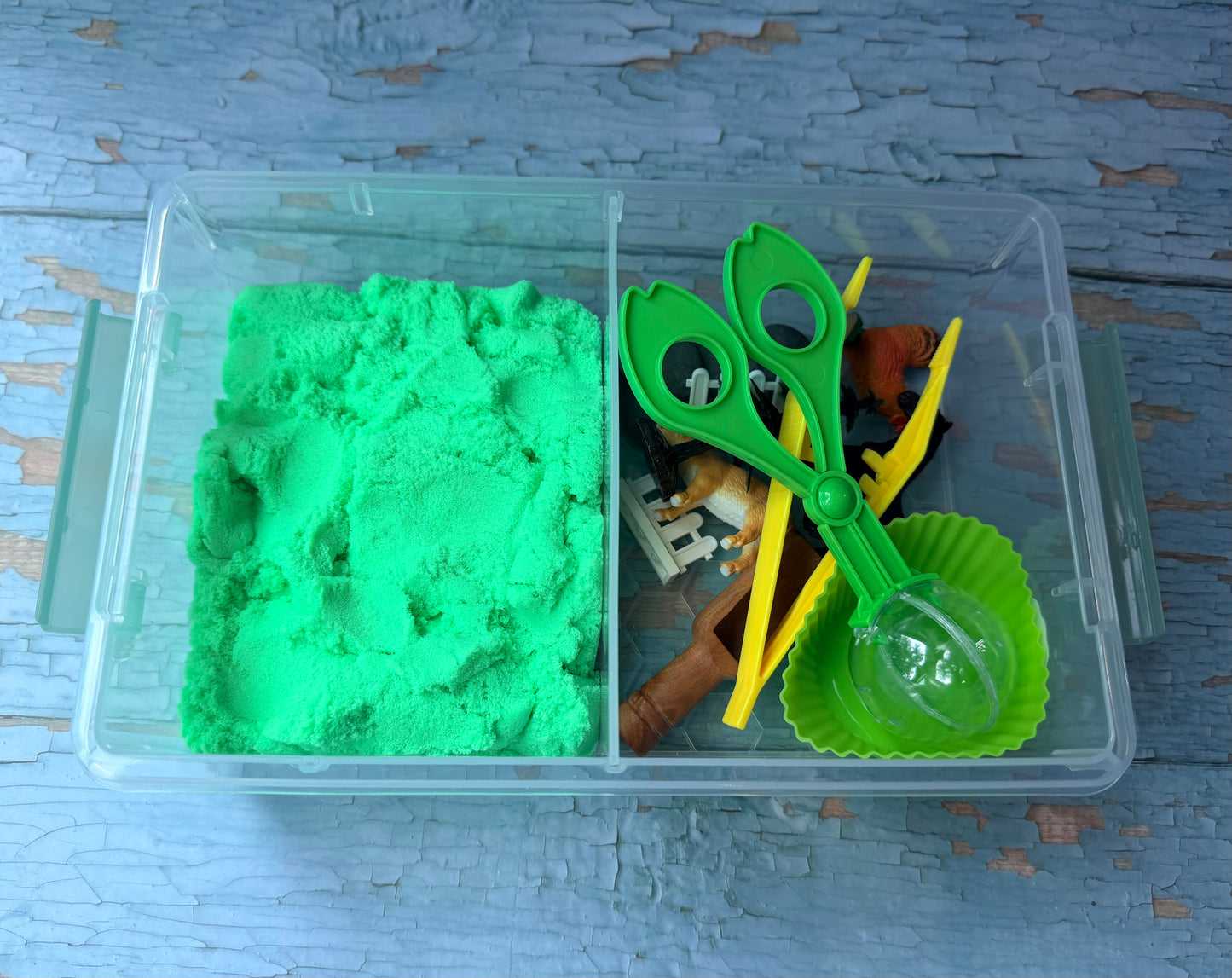 Day on the Farm Grab and Play Sensory Kit