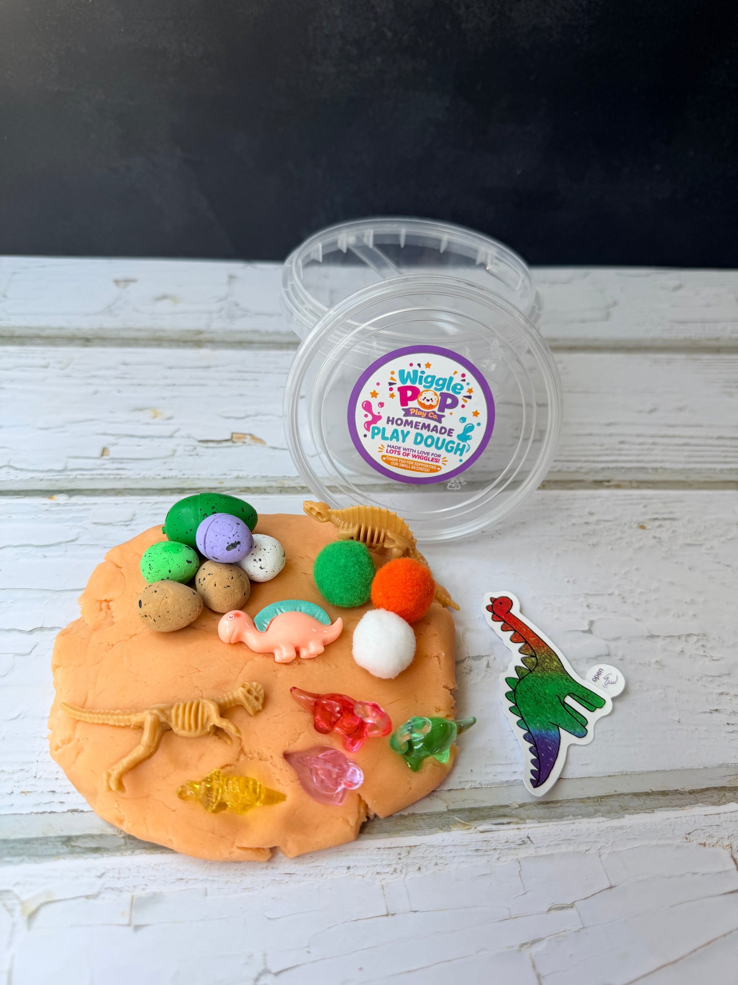Take and Play Dino Play Dough Bucket 
