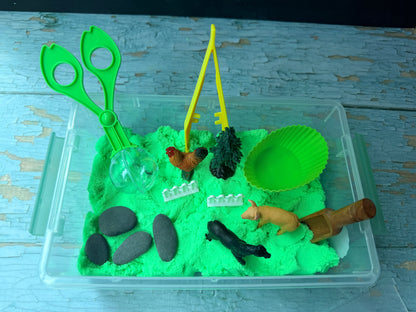 Day on the Farm Grab and Play Sensory Kit