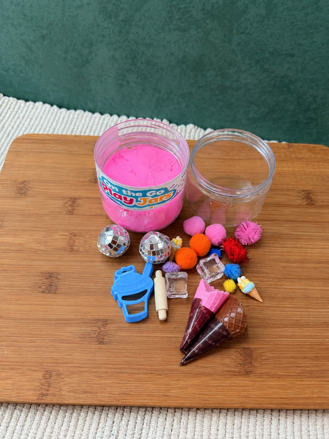 Ice cream themed sensory jar. Kids play dough jar. Ice cream sensory jar. Kinetic sand and slime options also available. 